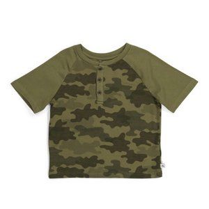 TOMMY BAHAMA Little Boy Camo Henley Tee Size: US M (7-8)